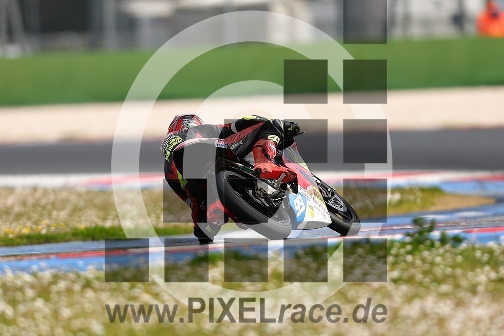 0099-20260331_01646 | Schöne Erinnerungen an spannende Momente - das festzuhalten ist unser Job. PIXELrace.de ist seit 2003 auf den Rennstrecken Europas unterwegs um die Action draußen beim Fahren und die wunderbare Stimmung imm Fahrerlager für euch einzufangen.