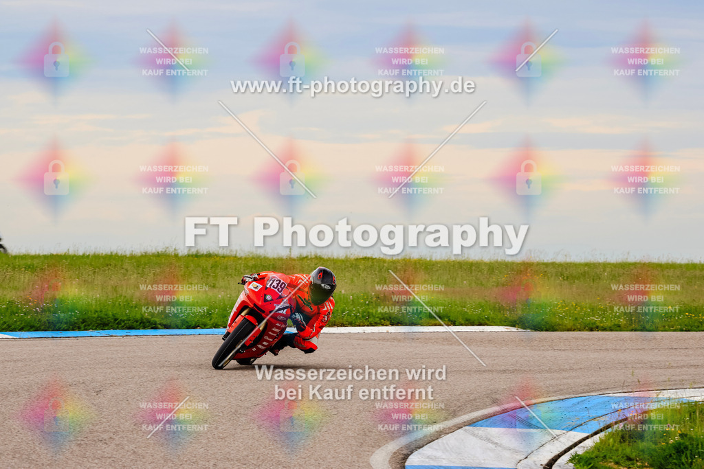 MotoTeam-2015 | Hier findet Ihr Bilder von Touristenfahrten auf der Nürburgring Nordschleife oder von anderen Veranstaltungen die ich besucht habe. Viel Spass beim Durch Schauen 