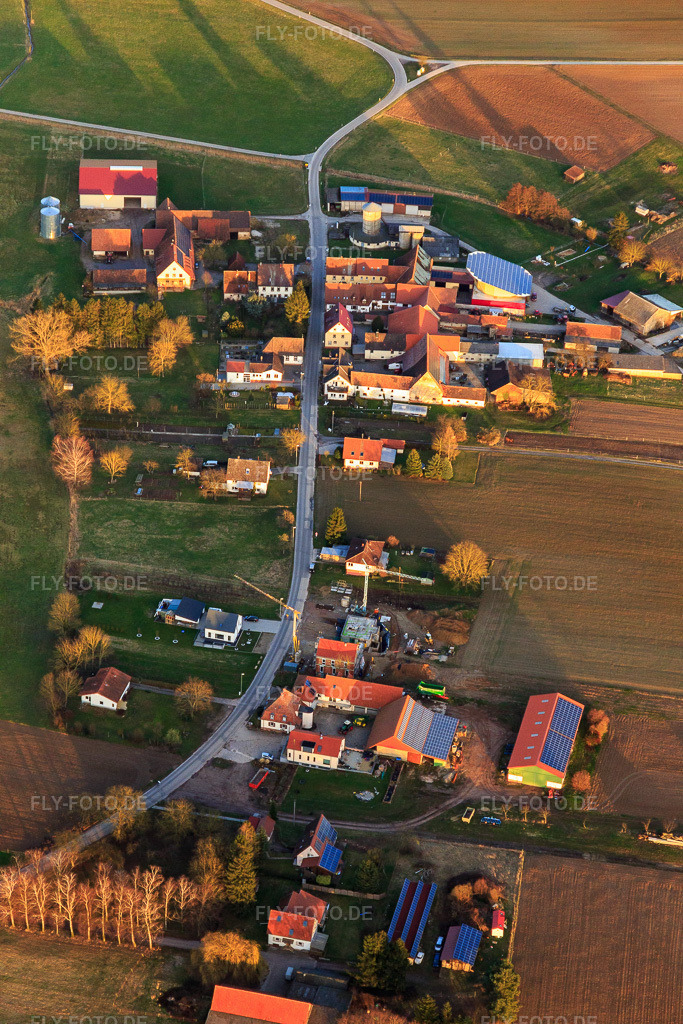 Luftbild: Ortsansicht von Westen im Ortsteil Deutschhof in Kapellen-Drusweiler im Bundesland Rheinland-Pfalz in Deutschland. Foto: IMG_097434.jpg vom 10.03.2017 durch Werner Riehm/FLY-FOTO.de