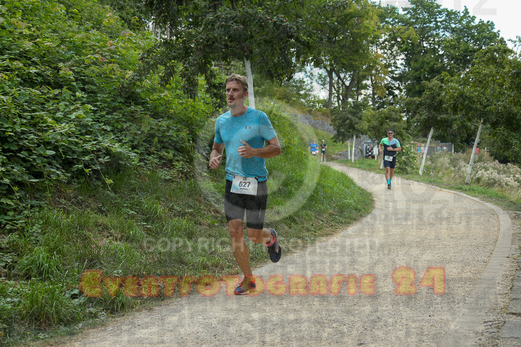 250824_1407_EX1_5025 | Sportfotografie im Rhein-Sieg Kreis, Köln, Bonn, NRW, Rheinland Pfalz, Hessen, etc. Unser Tätigkeitsfeld umfasst den Laufsport vom Volkslauf über den Marathon, Duathlon, Triathon bis zum Ultralauf wie Kölnpfad Ultra oder Schindertrail.