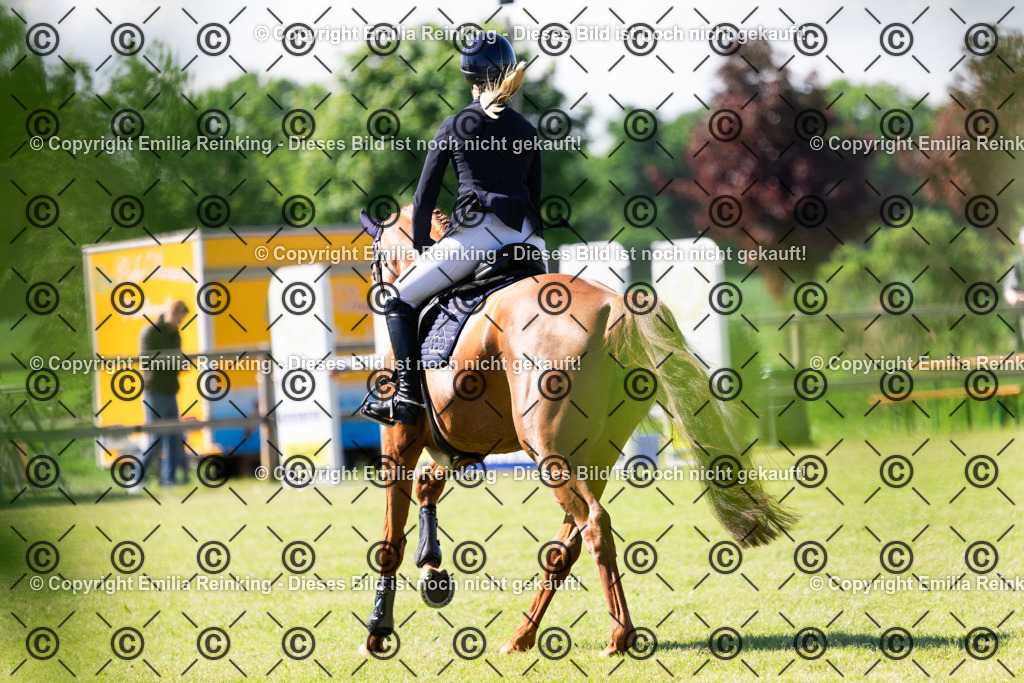 CL5A8198 | Emilia Reinking Fotografie - Realisiert mit Pictrs.com