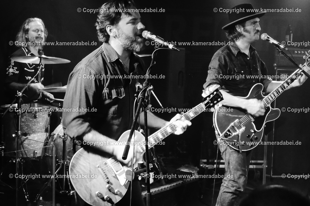 Konzert : Black Bottle Riot am 14.11.2025 im Rare Guitar in Münster | Konzert : Black Bottle Riot am 14.11.2025 im Rare Guitar in Münster - Realisiert mit Pictrs.com