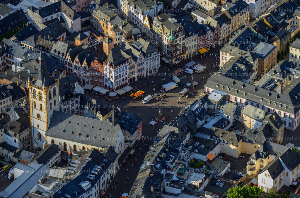 3290998 | Hauptmarkt Trier - Historische Sehenswürdigkeit