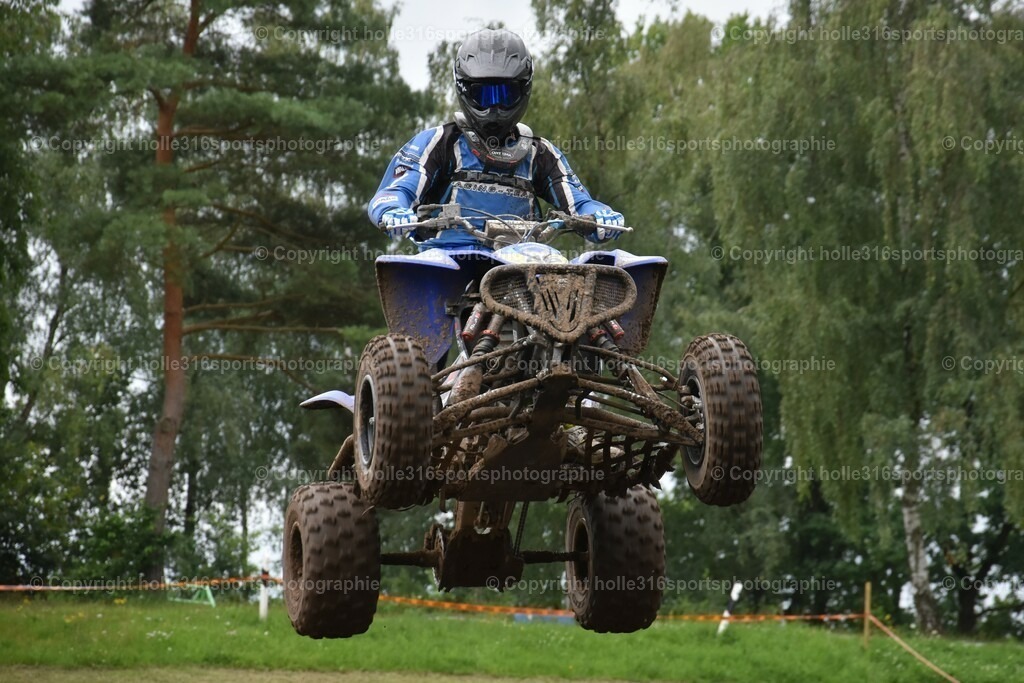 DSC_0842 (2) | Sportfotografie , Motorsport, Motoross, Reitsport, Mointainbike, Enduro,
Landschaft , Outdoor, Eventfotografie, Landschaft, Bilder online bestellen - Realisiert mit Pictrs.com