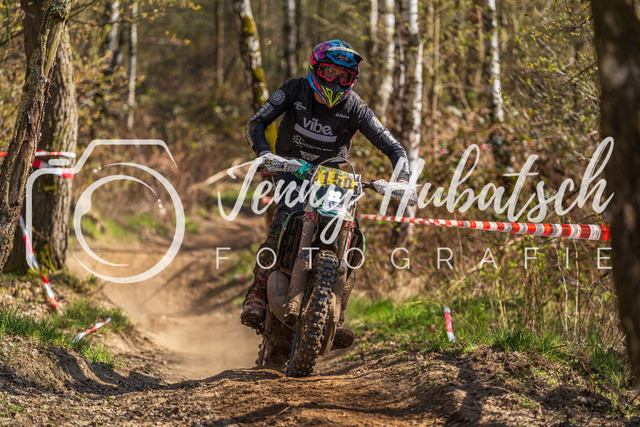 JHF.BlockNDuro.Torgau.1116 | jennyhubatsch-endurofotografie