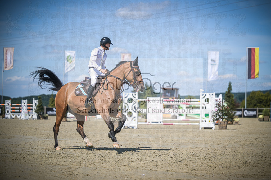 DOS_4294 | Entdecke hochwertige Reitturnierfotos von Foto Oger. Professionell, emotional und authentisch – jetzt Lieblingsmomente im Shop bestellen.Deutschlandweite Turnierfotografie. - Realisiert mit Pictrs.com