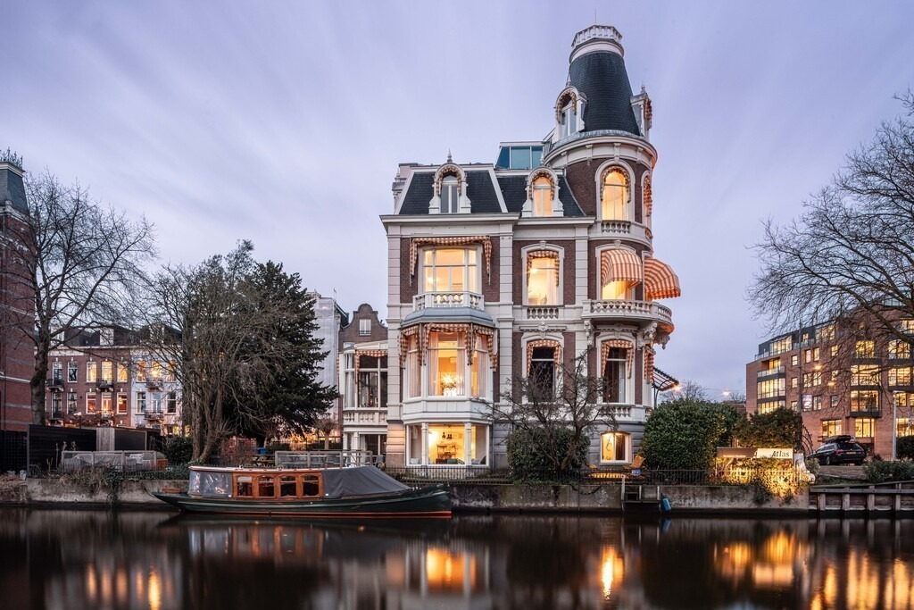 Amsterdam-Huditsch-Fotografie_010 | Exklusiver Webshop für hochwertige Landschaftsfotos aus Kärnten, Österreich und der ganzen Welt.
Landschaftsfotos auf Leinwand, Acrylglas, Aludibond
Wandbilder online kaufen, fürs Zuhause oder als Geschenk zum Geburtstag, Weihnachten und mehr - Realisiert mit Pictrs.com