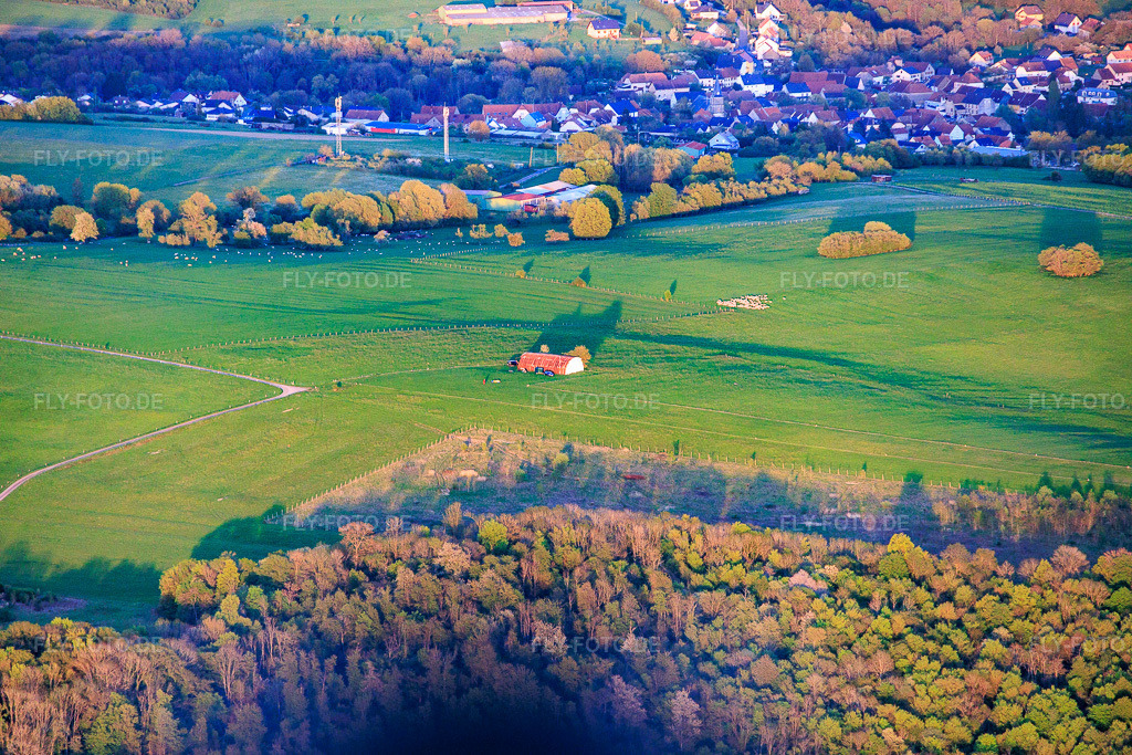 Luftbild: UL Flugplatz L‘oiseau blanc Achen in Achen im Bundesland Moselle in Frankreich. – Foto: IMG_154414.jpg vom 17.04.2026 durch Werner Riehm/FLY-FOTO.de – Auflösung des Originals: 6000 x 4000 px