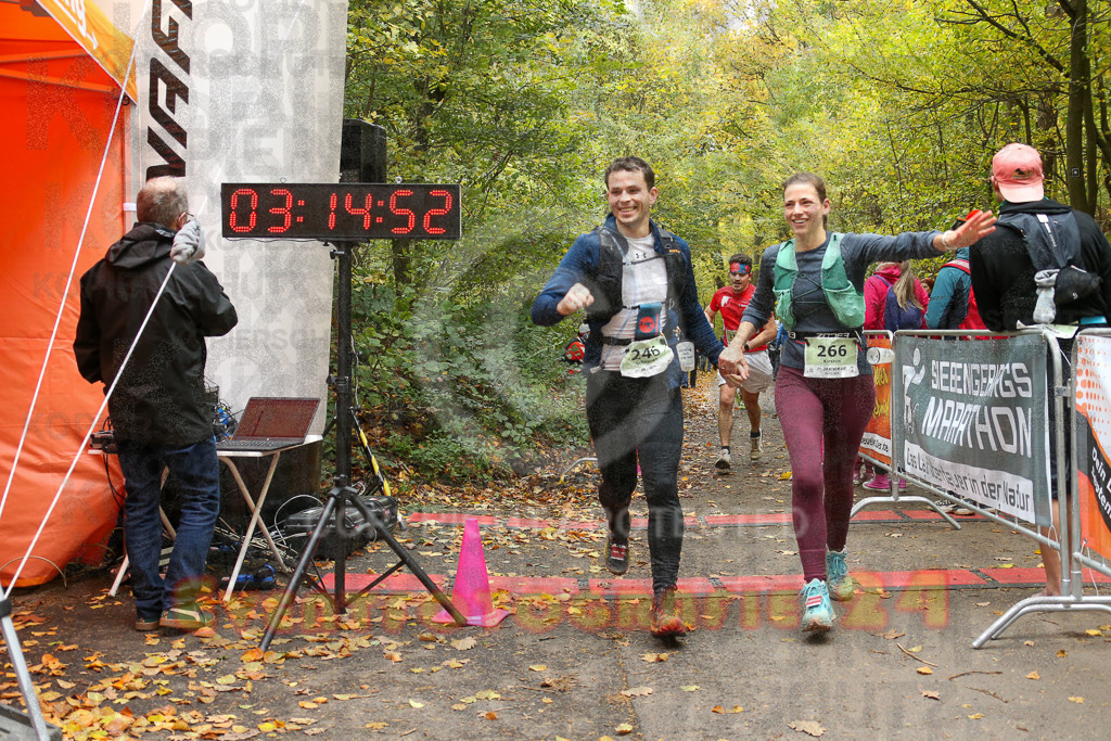 251026_1316_EX1_3052 | Sportfotografie im Rhein-Sieg Kreis, Köln, Bonn, NRW, Rheinland Pfalz, Hessen, etc. Unser Tätigkeitsfeld umfasst den Laufsport vom Volkslauf über den Marathon, Duathlon, Triathon bis zum Ultralauf wie Kölnpfad Ultra oder Schindertrail.