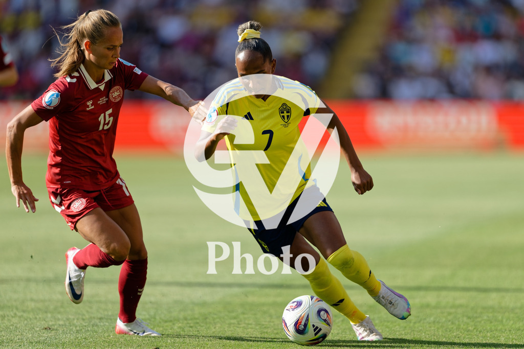 Denmark v Sweden - UEFA Women's EURO 2025 Group C | GENEVA, SWITZERLAND - JULY 4: Madelen Janogy of Sweden (R) and Frederikke Thogersen of Denmark (L) during the UEFA Womens EURO 2025 Group C match between Denmark and Sweden at Stade de Geneve on July 4, 2025 in Geneva, Switzerland. (Photo by Giuseppe Velletri/Sports Press Photo/Getty Images)