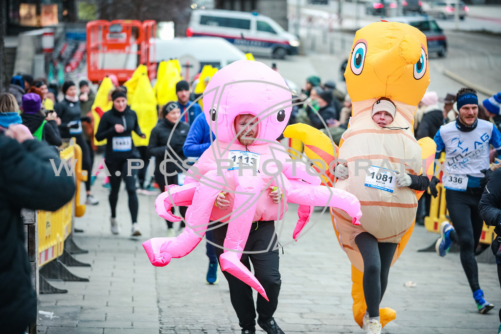 SILVESTERLAUF LINZ 25 | Linz, AUSTRIA, 31. Dezember 25, TRIRUN SILVESTERLAUF LINZ 25 , Image shows: 
Photo: WAPICS / BINDER Manuel