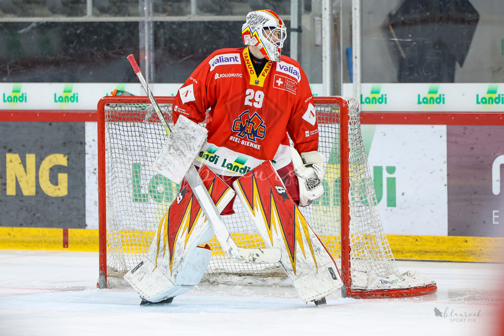 U18_EHCB vs EHCK_wb20260308-1207 | Sportbilder, Sportfotograf, Hochzeits- und Eventfotografin, Flugshows, Portraits und Tiershooting, Aviation, Downhill, Nationalleague, Swissleague, International