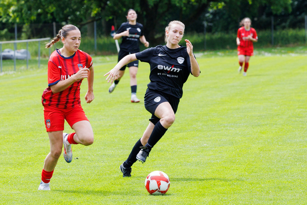 20260517-SGMHS-FCH_046 | SGM Hohenmemmingen/Sontheim vs. 1.FC Heidenheim 1846 II, Fußball, Frauen, Bezirksliga Meisterrunde, 2025/2026, 4. Spieltag, 17.05.2026 in Sontheim, Rasenplatz 1(Foto: Michael Bulling) - Realisiert mit Pictrs.com
