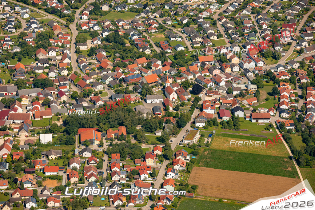 Das Luftbild zeigt :  Böhmfeld - Die Luftaufnahme wurde 2024 vom UL-Flugzeug aus erstellt ( keine Drohne ) - Hochauflösende Luftaufnahme - Für grossformatige Ausdrucke geeignet. Die Geschenkidee !Mit Lizenz und Bildrechte bestellbar