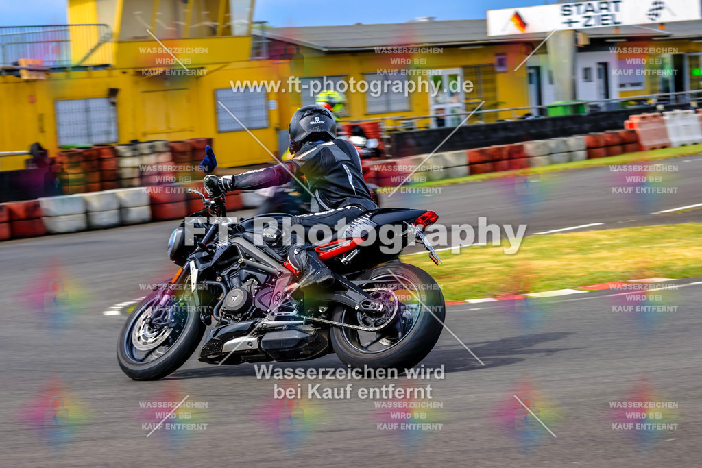 _OTO3442 | Hier findet Ihr Bilder von Touristenfahrten auf der Nürburgring Nordschleife oder von anderen Veranstaltungen die ich besucht habe. Viel Spass beim Durch Schauen 