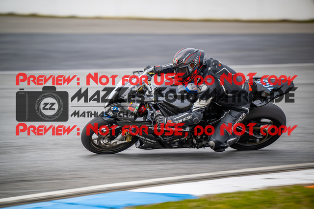 MaZZes_FotoMatrix_230311_0301 | Fotograf Mathias Schmid
Sportfotograf,
Eventfotograf,
Hochzeitsfotograf,
Portraitfotograf