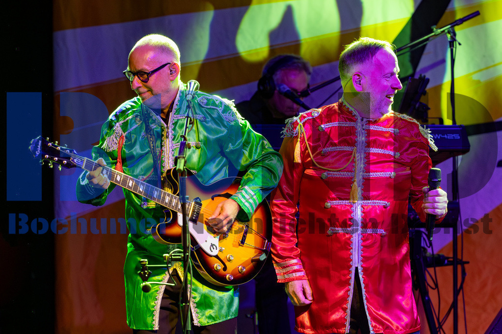 SES_GBAZEC20241227-3 | bond - Realisiert mit Pictrs.com