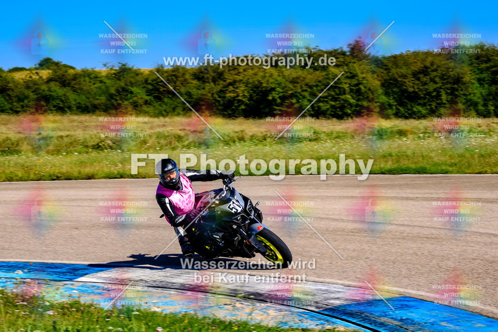 051-2831 | Hier findet Ihr Bilder von Touristenfahrten auf der Nürburgring Nordschleife oder von anderen Veranstaltungen die ich besucht habe. Viel Spass beim Durch Schauen 