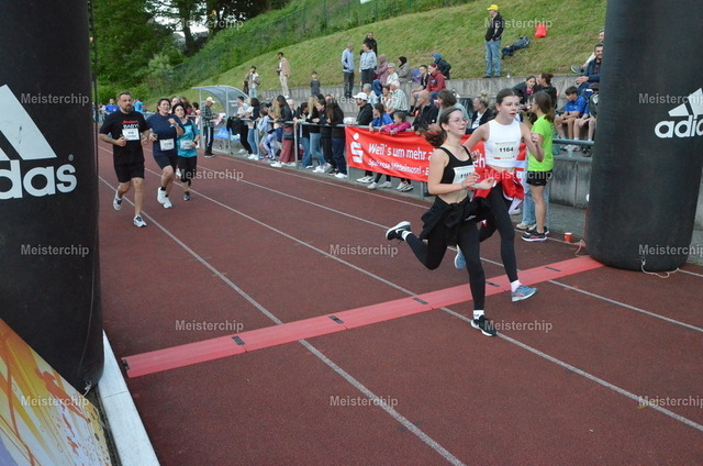 19-38-31_ | Meisterchip Fotoshop - Realisiert mit Pictrs.com