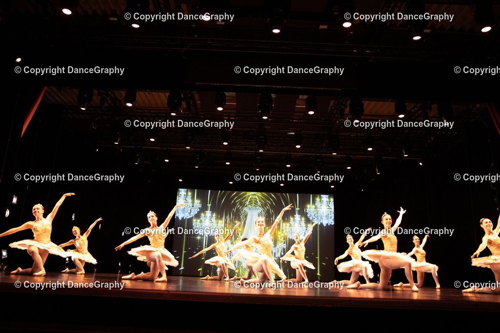 GPHY5367 | DanceGraphy - Realisiert mit Pictrs.com