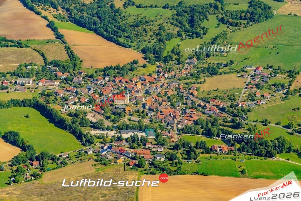 Luftbild Vs Google Maps  Eishausen  Straufhain -Das Luftbild wurde 2025 vom UL-Flugzeug heraus erstellt ( keine Drohnenluftbilder ) - Hochauflösende Luftaufnahme -Nicht vergleichbar mit Google Maps oder Satelittenbilder- Die Geschenkidee !Mit Lizenz und Bildrechte bestellbar