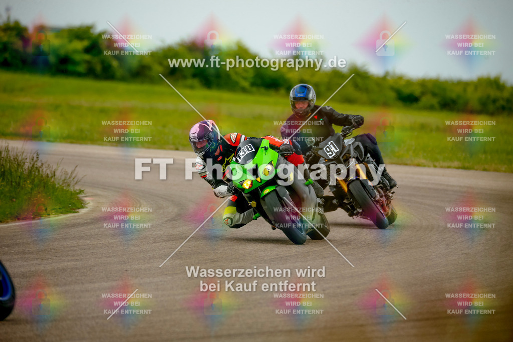 _MOT2561 | Hier findet Ihr Bilder von Touristenfahrten auf der Nürburgring Nordschleife oder von anderen Veranstaltungen die ich besucht habe. Viel Spass beim Durch Schauen 