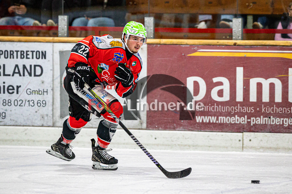 TSV Peißenberg Miners vs ESC Geretsried | Eishockey Bayernliga Vorbereitung 2024/2025, TSV Peißenberg Miners vs ESC Geretsried, 20240929,Sinan ONDÖRTOGLU (Miners 22) in Aktion, Freisteller,2024-09-29 in Peißenberg (Eisstadion)Sinan ONDÖRTOGLU (Miners 22)Copyright: WolfgangxLindner