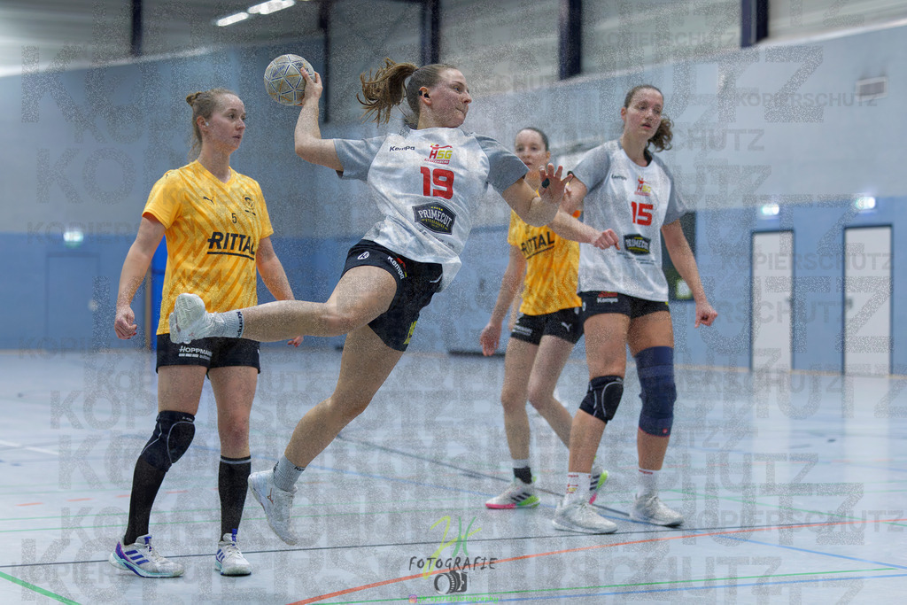 Frauen Oberliga Mitte (HHV); HSG Eibelshausen/Ewersbach - HSG Wettenberg II | Frauen Oberliga Mitte (HHV); HSG Eibelshausen/Ewersbach - HSG Wettenberg II am 13.12.2025 in Steinbrücken (Sporthalle am Hammerweiher)Photo © 2025 - Jörg Heinrich - Realisiert mit Pictrs.com