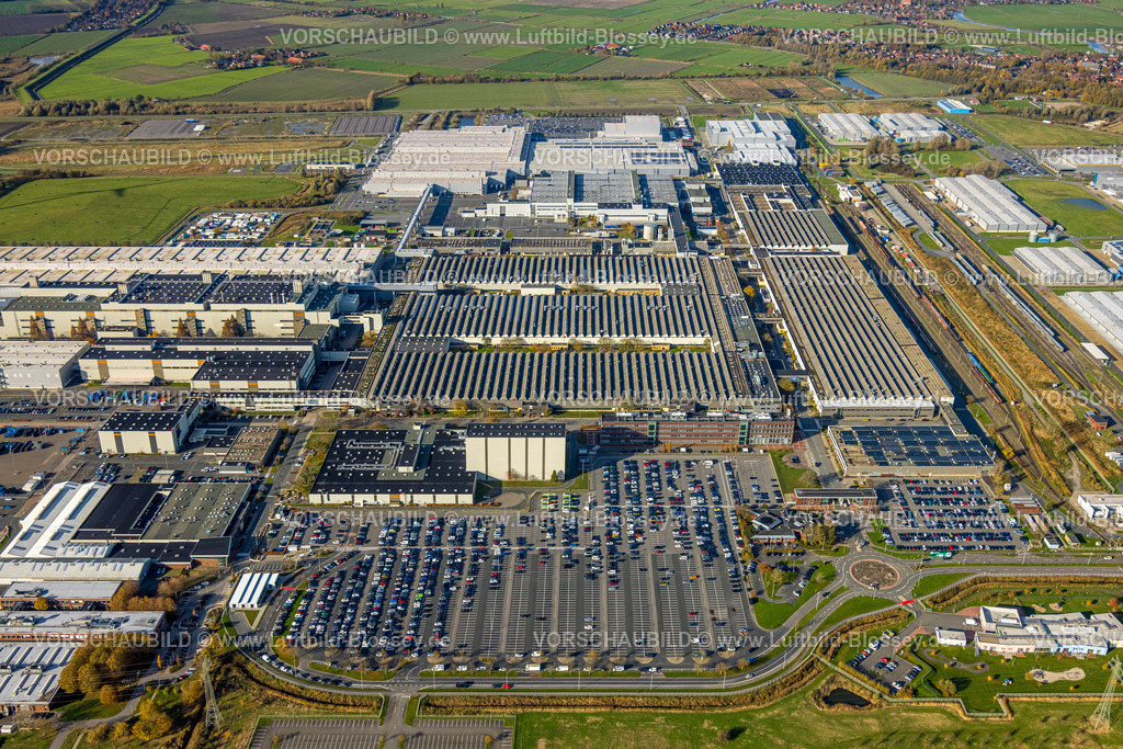 Emden251104729 | Luftbild, PKW Logistik, Volkswagenwerk Firmengelände und PKW Parkplatz, Larrelt, Emden, Norddeutschland, Ostfriesland, Niedersachsen, Deutschland