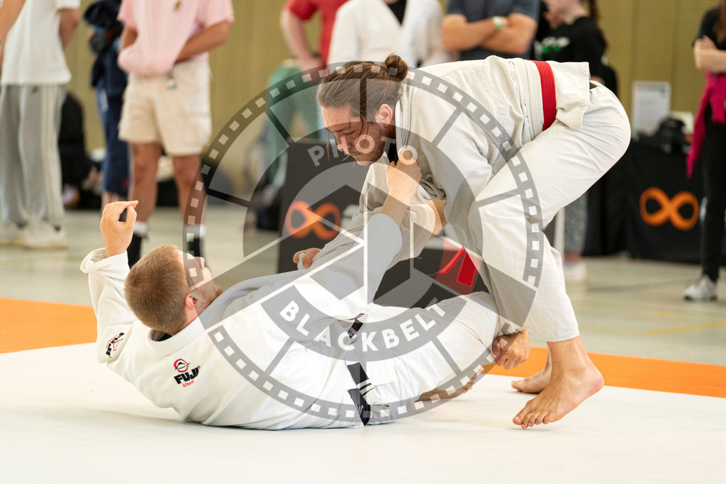 20230624PBB_0308 | Athletes compete during the Grappling Industries BJJ Competition in the Siemensstadt sport club in Berlin, Germany, on June 24, 2023.