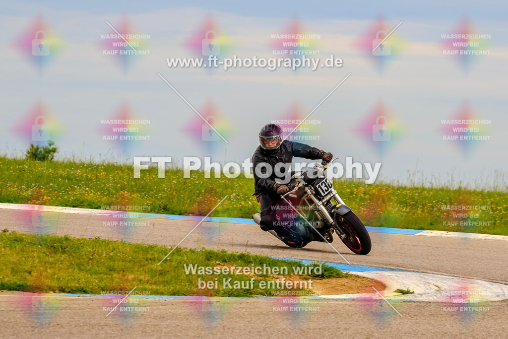 MotoTeam-2567 | Hier findet Ihr Bilder von Touristenfahrten auf der Nürburgring Nordschleife oder von anderen Veranstaltungen die ich besucht habe. Viel Spass beim Durch Schauen 