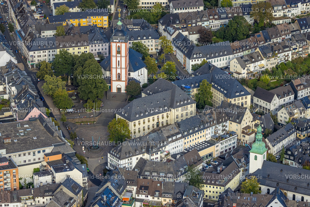 Siegen230912563 | Luftbild, Evang. Nikolaikirche und kath. Kirche St. Marien, Rathaus, Siegen-Kernband, Siegen, Siegerland, Nordrhein-Westfalen, Deutschland