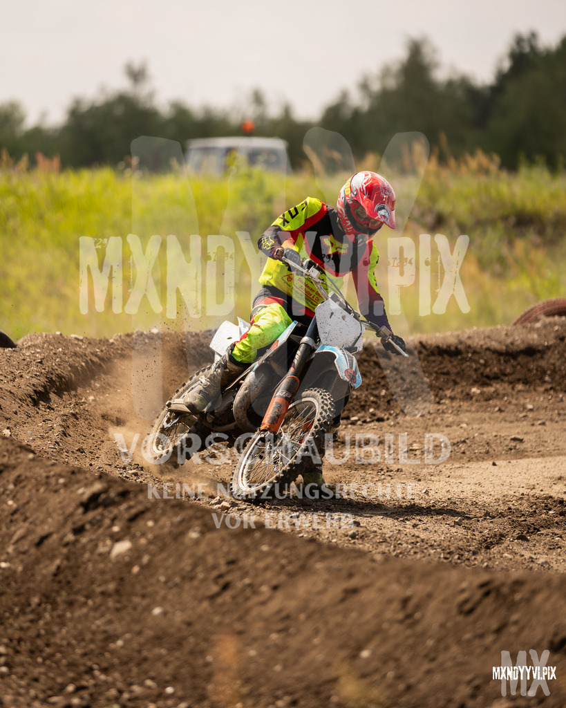 866A1904 | mxndyyvipix