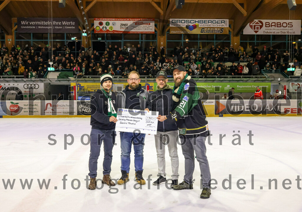 2023-03-10_110_TSV_Erding_gegen_TEV_Miesbach | Erding, Deutschland, 10.03.2023:
Eishockey, Bayernliga Playoffs 2022 / 2023, Halbfinale, TSV Erding gegen TEV Miesbach, Endergebnis: 2:0

Foto: Christian Riedel / fotografie-riedel.net