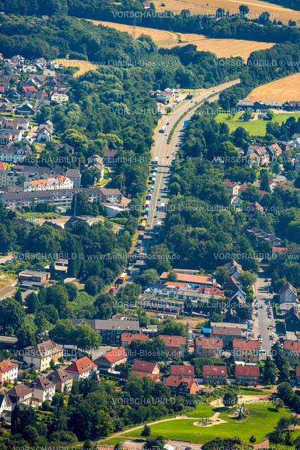 Gladbeck16072789 | Bundesstraße B224 mit Häusern an der Gartenstraße, Gladbeck, Ruhrgebiet, Nordrhein-Westfalen, Deutschland