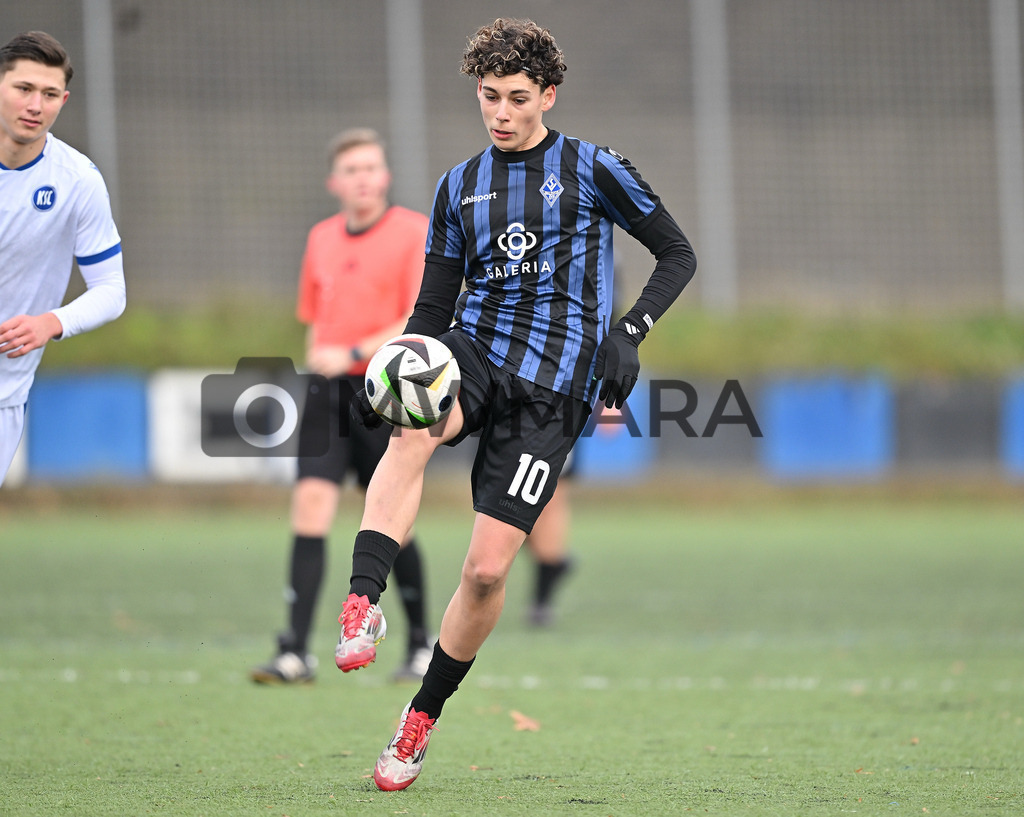 Fussball I Herren I Saison 2025-2026 I Bundesliga I 6. Spieltag I Eintracht Frankfurt - FC Bayern München  | MWMARA - Realisiert mit Pictrs.com