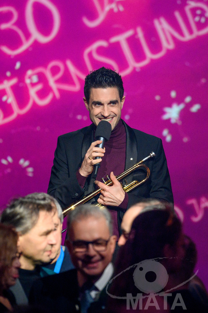 _DWA1358 | Dominik Glöbl bei '30 Jahre Sternstunden-Gala 2023' in der Frankenhalle. Nürnberg, 15.12.2023 - Realisiert mit Pictrs.com