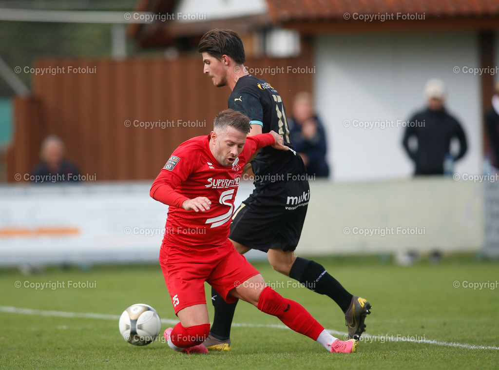 A_LUI_230923_14 | SPORT,FUSSBALL,LT1 OOELIGA ASKOE OEDT-SV ZEBAU BAD ISCHL 29.09.2023 IM BID: MANUEL SCHMIDL (OEDT) UND MATUS KUNIK (BAD ISCHL)FOTO:FOTOLUI
