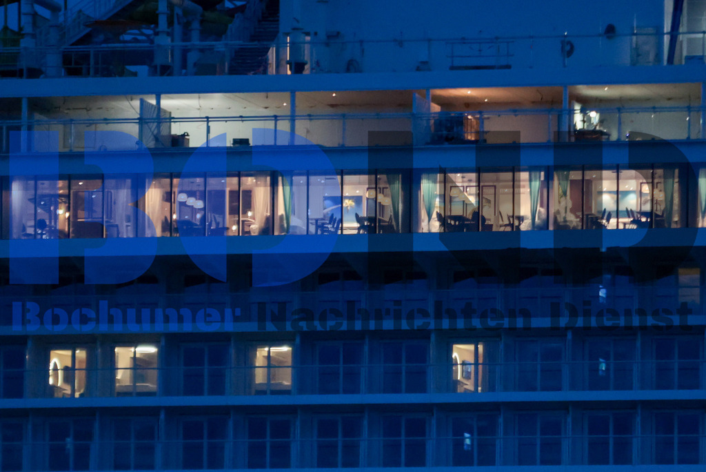  30.10.2023 - 
 | Sebastian Sendlak / Bochumer Nachrichtendienst (BOND) - Ueberfuehrung Carnival Jubilee - Meyer Werft Papenburg - Realisiert mit Pictrs.com