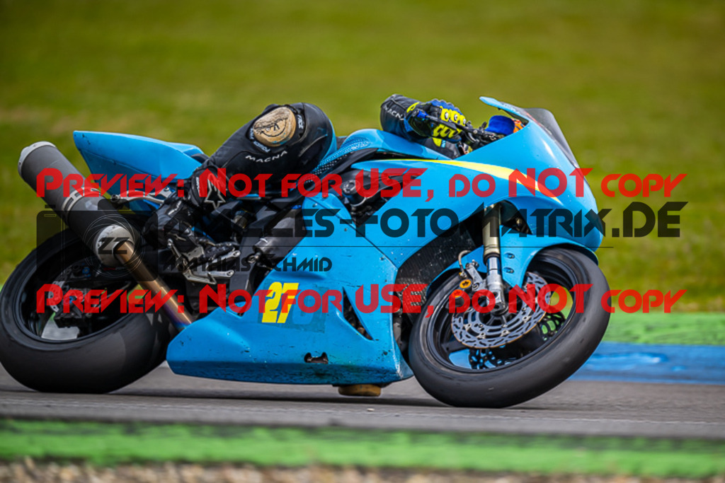 MaZZes_FotoMatrix_230410_4859-2 | ROT