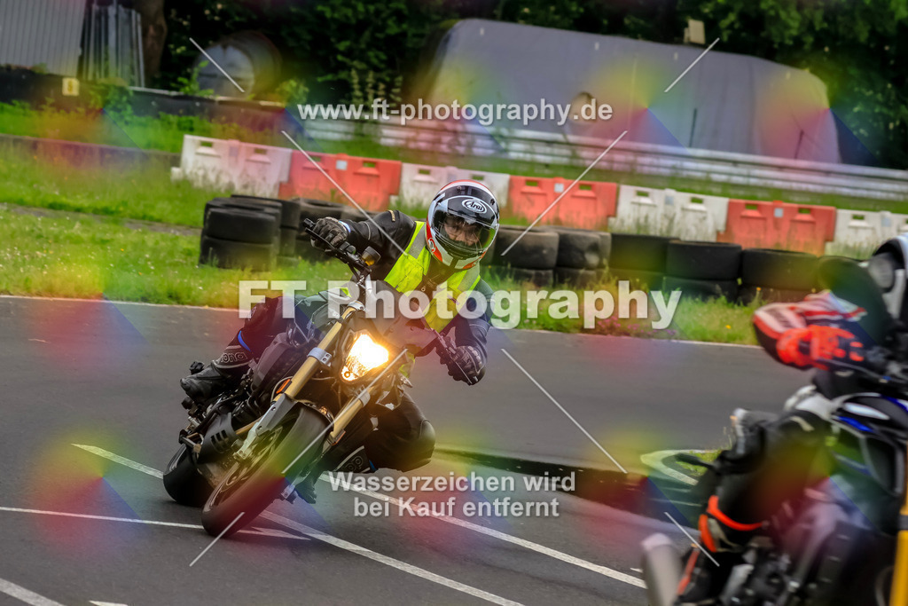 VBK-6603 | Hier findet Ihr Bilder von Touristenfahrten auf der Nürburgring Nordschleife oder von anderen Veranstaltungen die ich besucht habe. Viel Spass beim Durch Schauen 