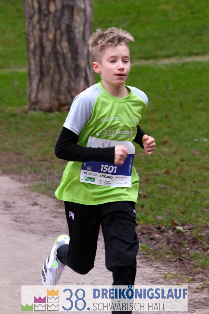1700m Stadtwerke Jugendlauf | 3 Koenigslauf 2024 1700m Stadtwerke Jugendlauf - Realisiert mit Pictrs.com
