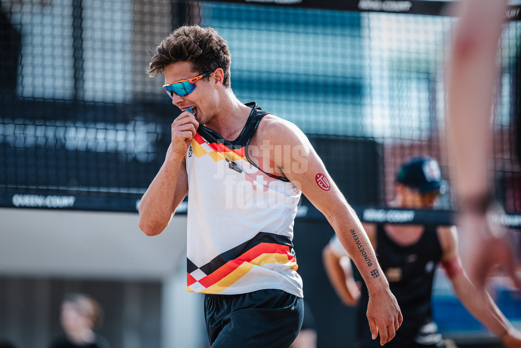Beachvolleyball | Männer | Queen and King of the Court | Hamburg | 30.05.2024 | Lui Würst ärgert sich