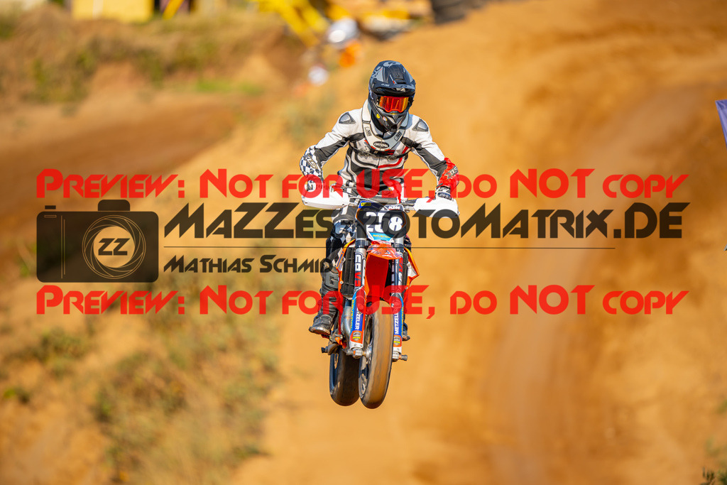 MaZZes-Fotomatrix-20260815-601513 | S2
