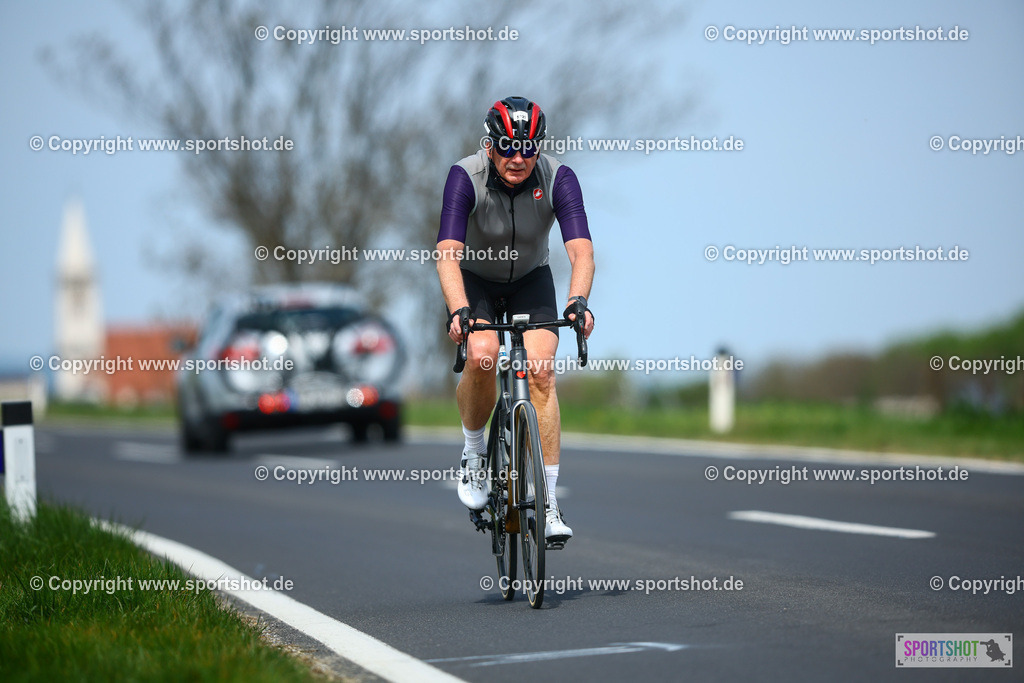 837_TRA56990 | Neusiedlersee Radmarathon 2026@sportshot_your_pictrs #yourpictures#roadtowm2029 #nrm #neusiedlerseeradmarathon #neusiedlersee #neusiedlerseetourismus #burgenland #mörbisch #nrm26 #burgenlandtourismus #voglundco #poweredbyburgenlandtourismus #radsport #rad #marathon #ucigranfondo #visitburgenland #ucigranfondoworldseries
