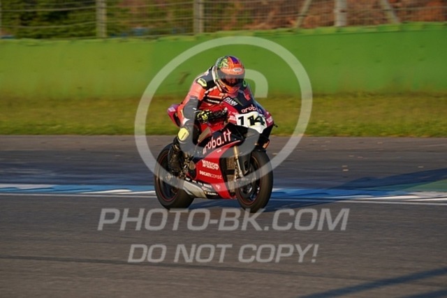 2022_05_09_PBK_19948 | Sportfotografie; SlowMotion; Video; Rennstrecke; Hafeneger; Speer; Racing; RSE; BMW; CBO; Trackday; Motorsportarena; Hockenheimring; Brno; Most; Barcelona; Valencia