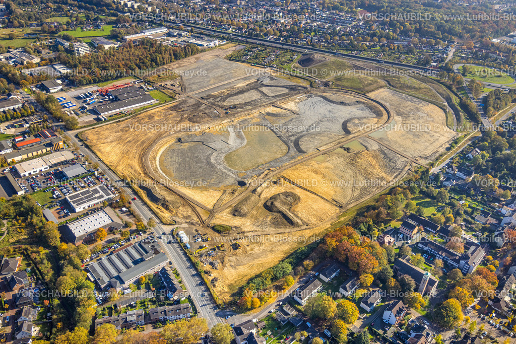 Recklinghausen241017036SER | Luftbild der ehemaligen Trabrennbahn Recklinghausen, an der Autobahn A2, mit nördlicher Tangente der Blitzkuhlenstraße, König-Ludwig, Recklinghausen, Ruhrgebiet, Nordrhein-Westfalen, Deutschland