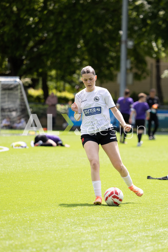 Fußball I Frauen I Saison 2025-2026 I Frauen 3. Liga | FVRZ Gruppe 2 | 18. Spieltag I Spielvereinigung Schaffhausen Damen 1 - Team Furttal Zürich I 17.05.2026 | Hochwertige Sportfotos kaufen & lizenzieren für Medien, Vereine, Agenturen & Sportler:innen. Entdecke professionelle Sportfotografie im Bildshop von Alexander Franzen. - Realisiert mit Pictrs.com