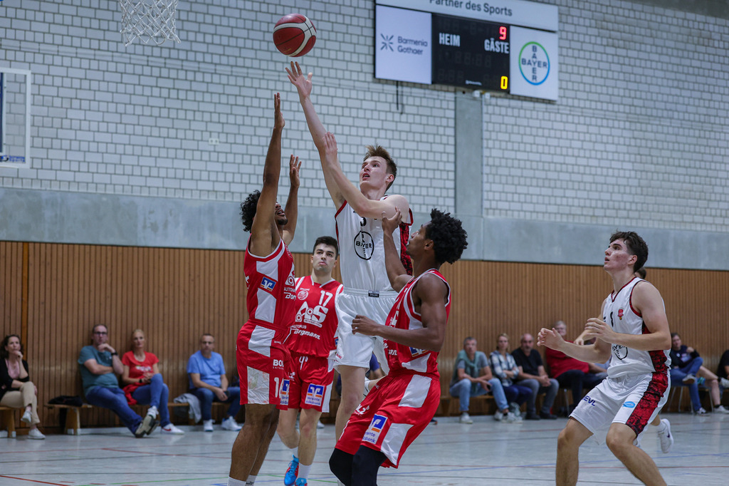 Regio Test BAYER GIANTS vs BSV Münsterland Baskets Wulfen-44 | Fotos von Basketballspielen aus dem Raum NRW fotografiert von Gero Mueller-Laschet und Daniel Schaefer - Realisiert mit Pictrs.com