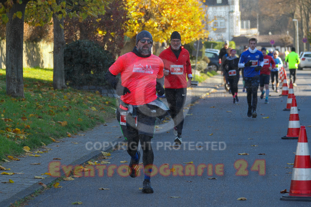 241201_1230_EV4_2747 | Sportfotografie im Rhein-Sieg Kreis, Köln, Bonn, NRW, Rheinland Pfalz, Hessen, etc. Unser Tätigkeitsfeld umfasst den Laufsport vom Volkslauf über den Marathon, Duathlon, Triathon bis zum Ultralauf wie Kölnpfad Ultra oder Schindertrail.